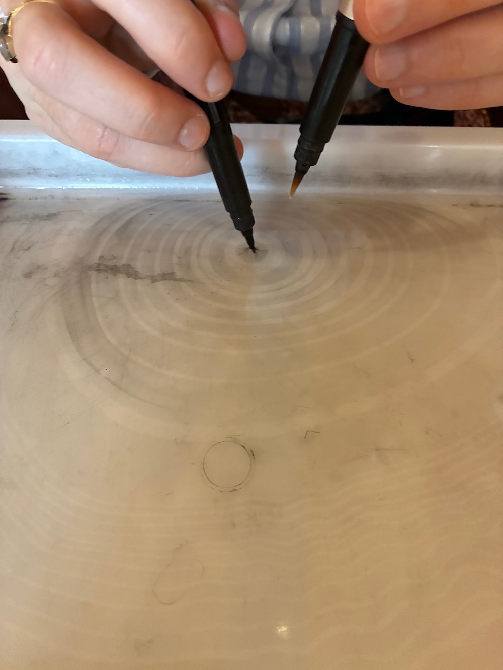 suminagashi encre japonais zen méditation