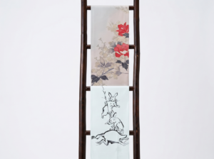 calligraphie ou sumi-é sur le tissu de kimono en soie