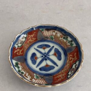 Petite assiette rouge et bleu